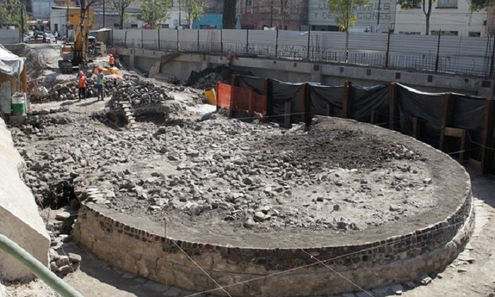 Mexico archaeologists find temple to wind god beneath supermarket 